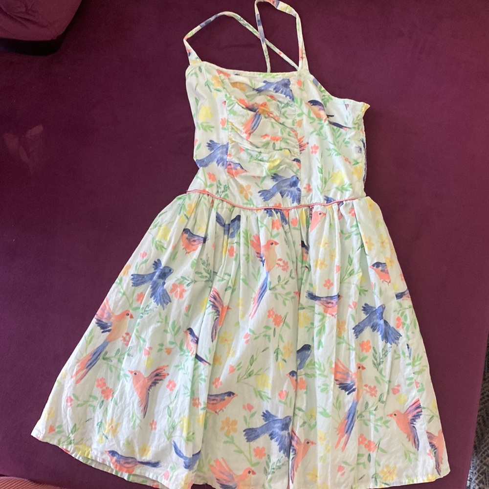 Cute girls sundress, size 7/8. In excellent condition. Floral pattern.